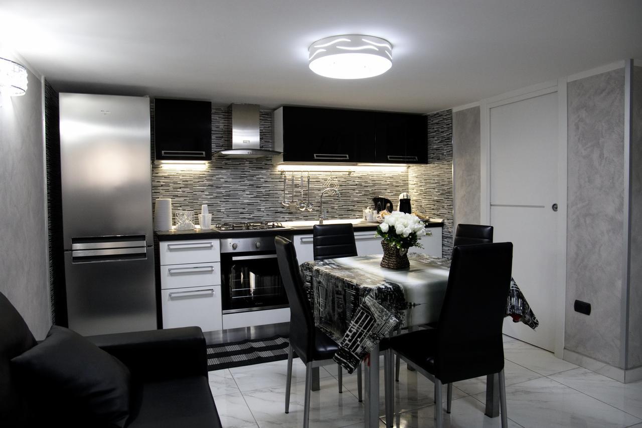 Sannazzaro 70 Holiday home